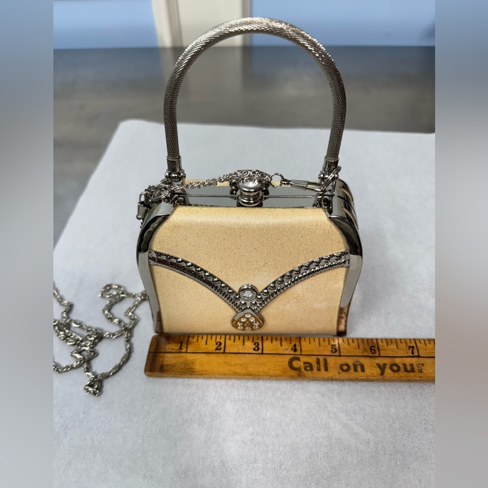 Y2K Cream and Silver glitter evening bag - Picture 11 of 13